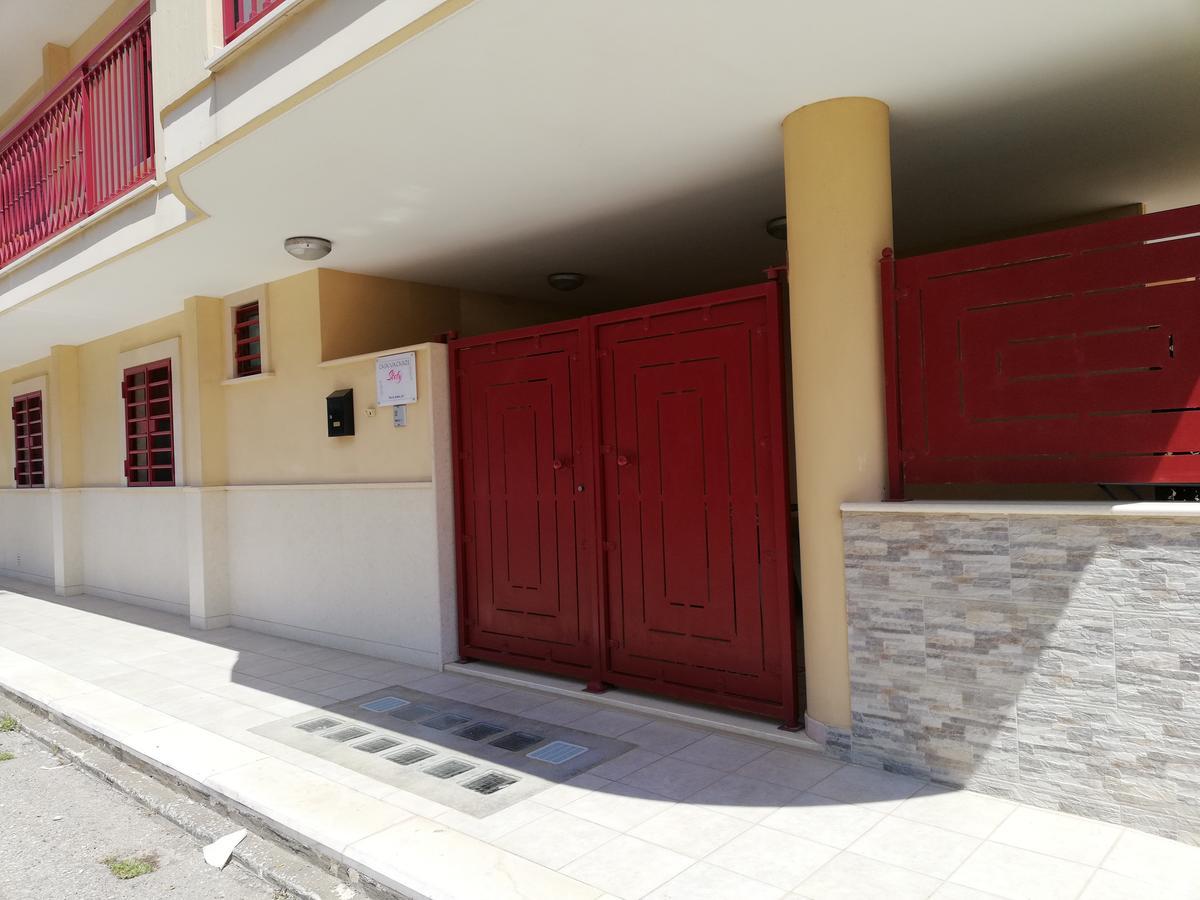 Casa Vacanze Stefy Polignano a Mare Exterior foto